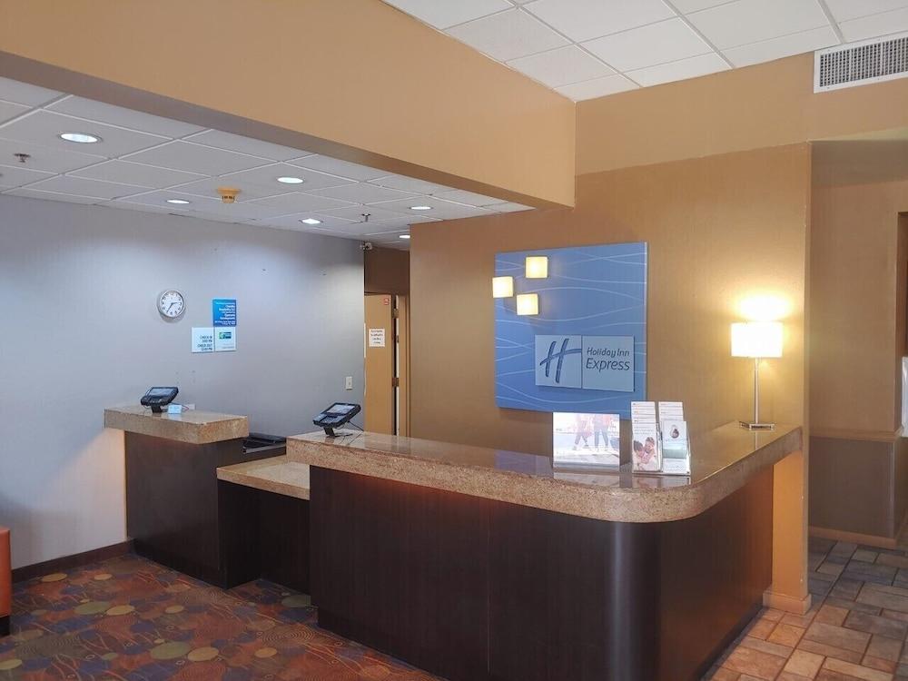 Holiday Inn Express & Suites Phoenix/Chandler Exteriör bild