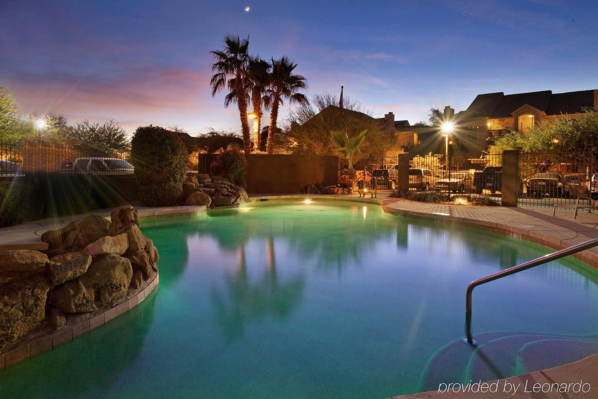Holiday Inn Express & Suites Phoenix/Chandler Bekvämligheter bild